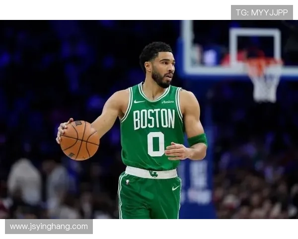 拉塞尔与塔图姆的对决谁能在NBA赛场上笑到最后